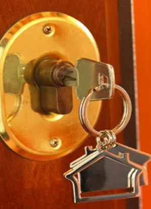 Lock Locksmith Tech Brooklyn, NY 718-489-9787 - residential-locksmith-store