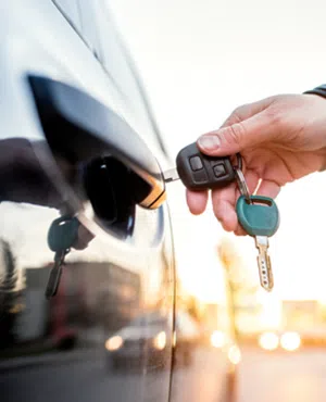 Lock Locksmith Tech Brooklyn, NY 718-489-9787 - unlock-car